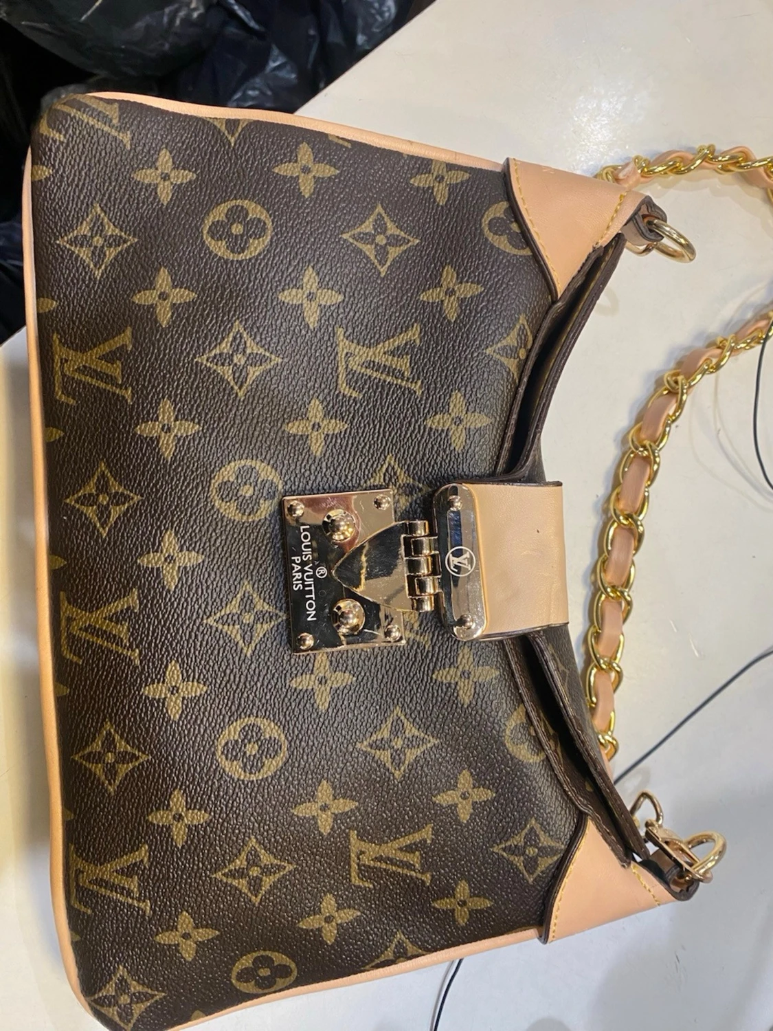 Brun  axelväska - 1