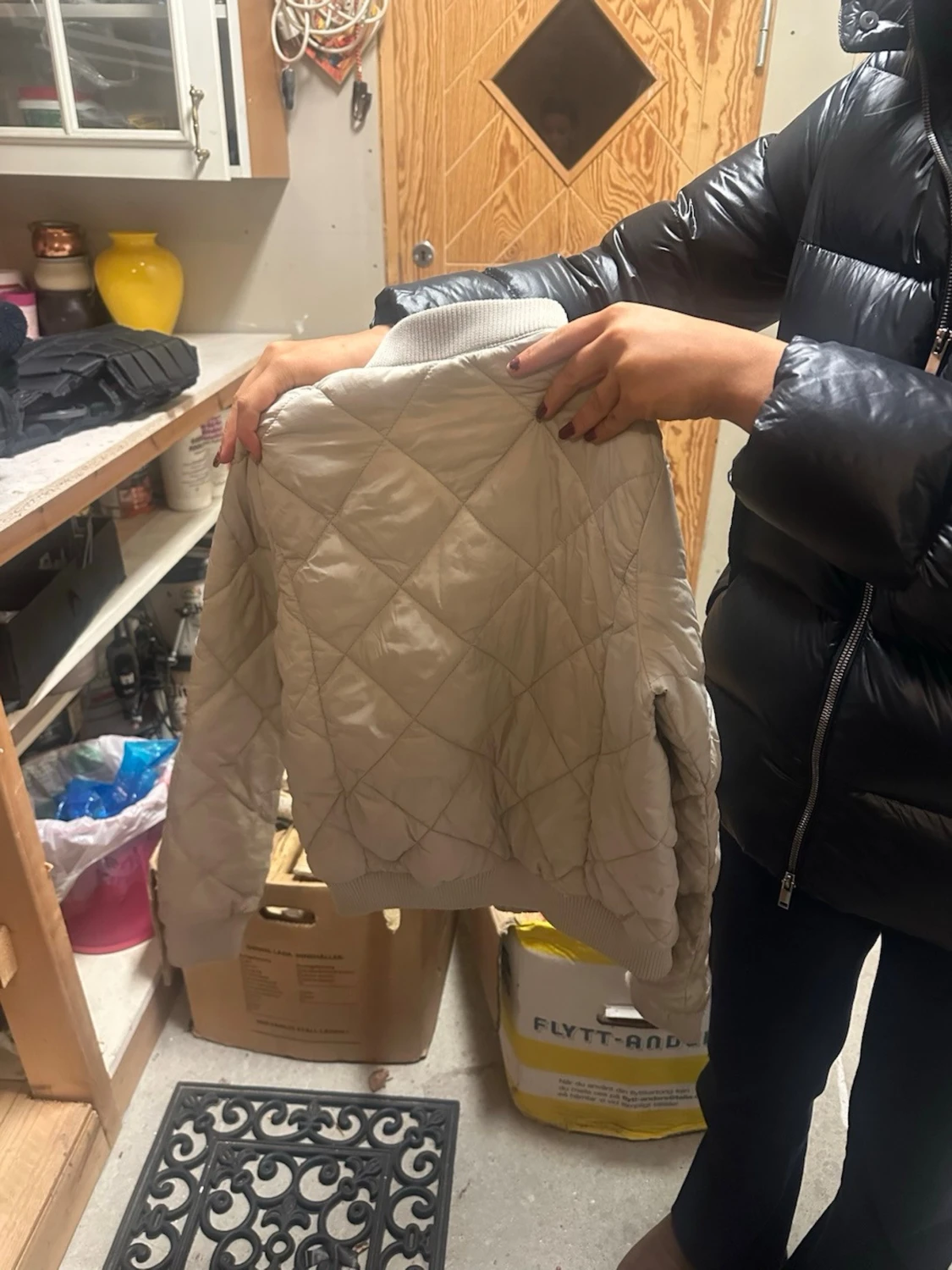 Beige quiltad bomberjacka Rosetti - 1