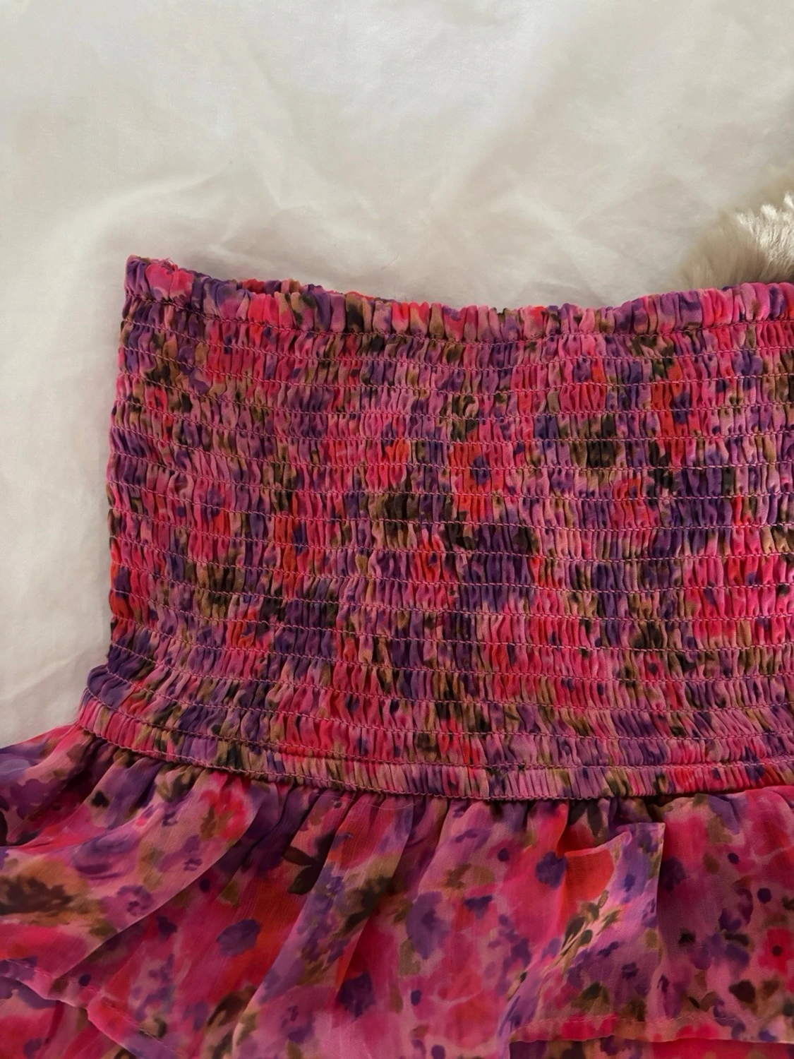 Blommig volangkjol från BikBok - 2