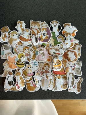 Katt klistermärken  - Massa katt klistermärken där katterna här massa roliga saker.