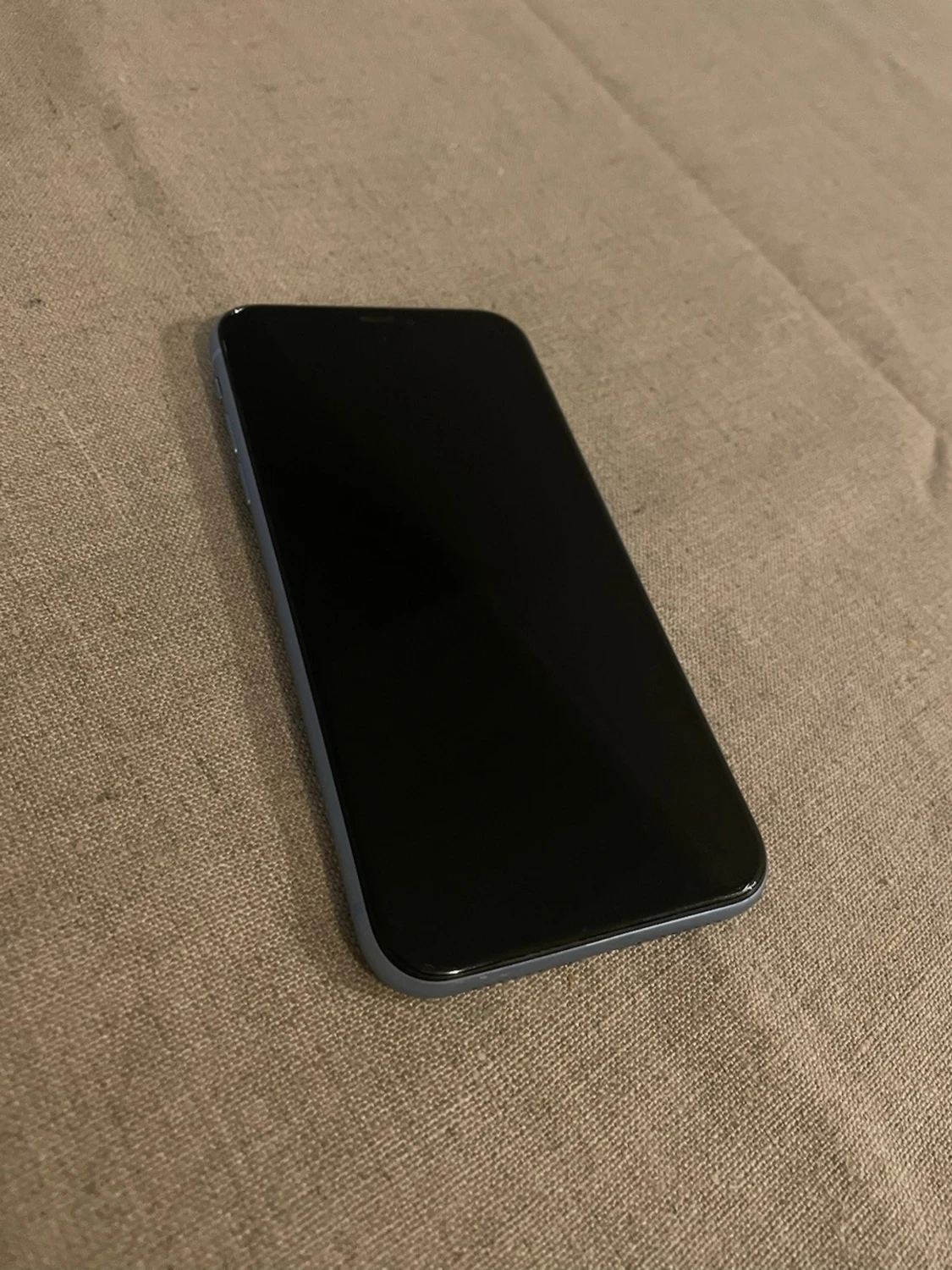 iPhone XR - 2