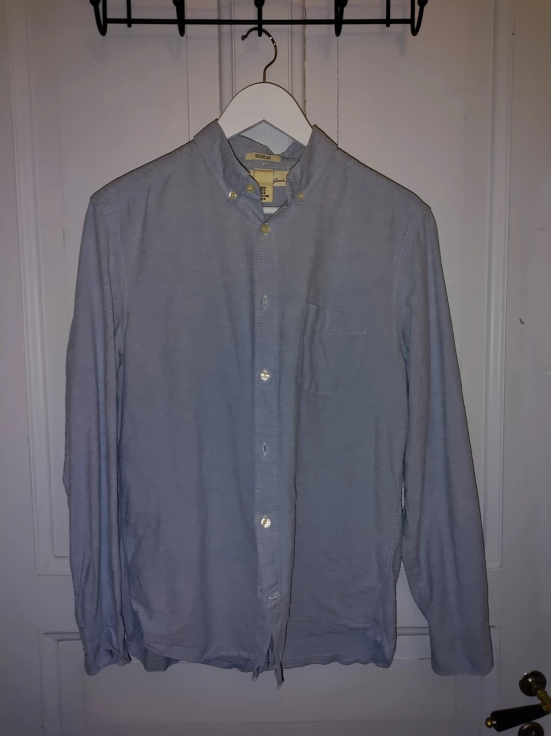 Ljusblå bomullsskjorta