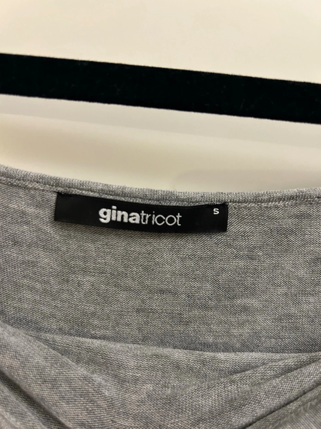 Grå offshoulder långärmad topp - 4