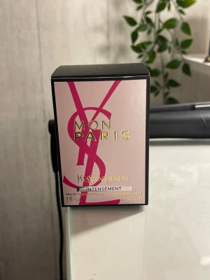YSL Mon Paris Intensément 30ml - Ysl Mon Paris Intensément , 30ml. Endast testad💗