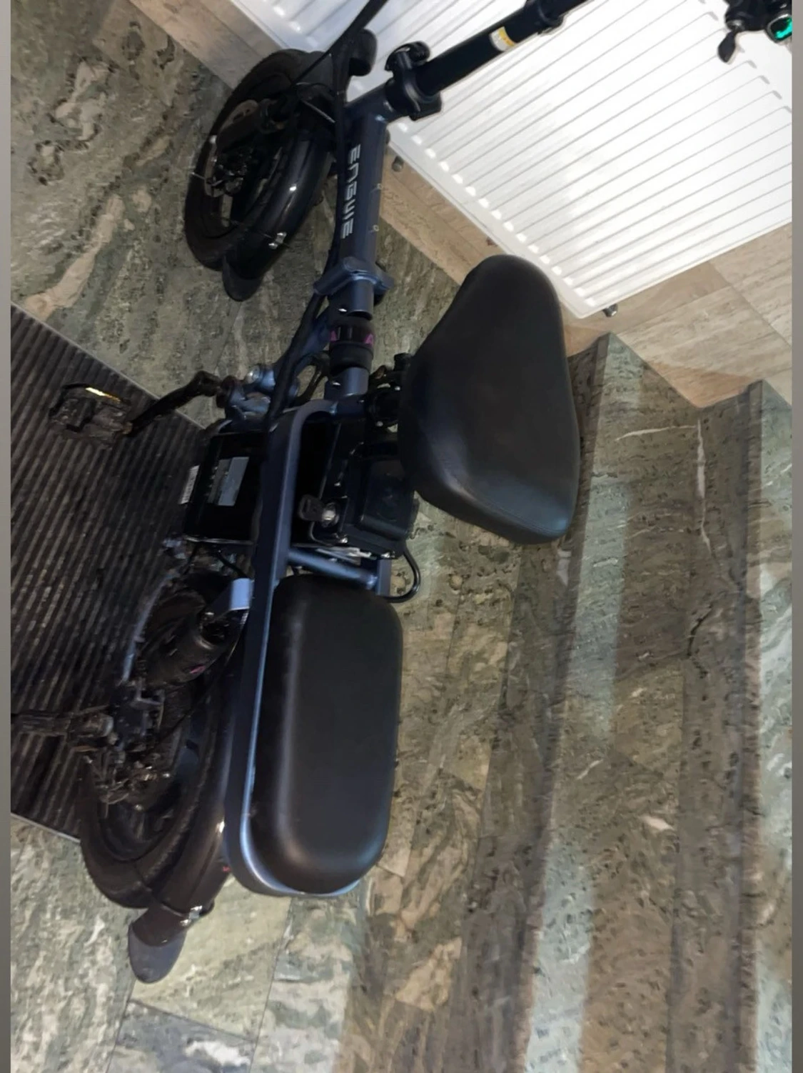 Inmotion Elektrisk hopfällbar cykel - 1