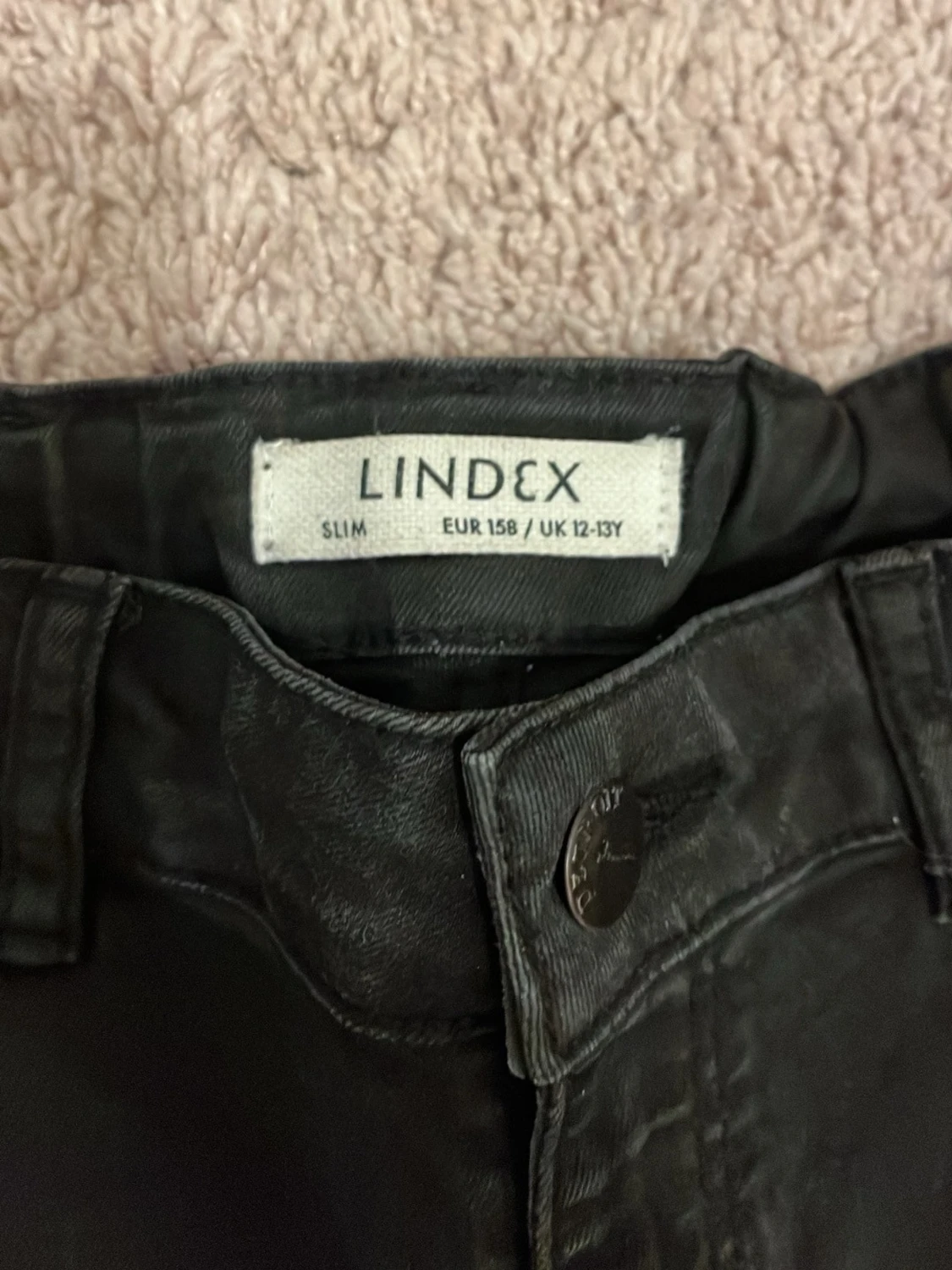 Svarta bootcut byxor från Lindex - 2