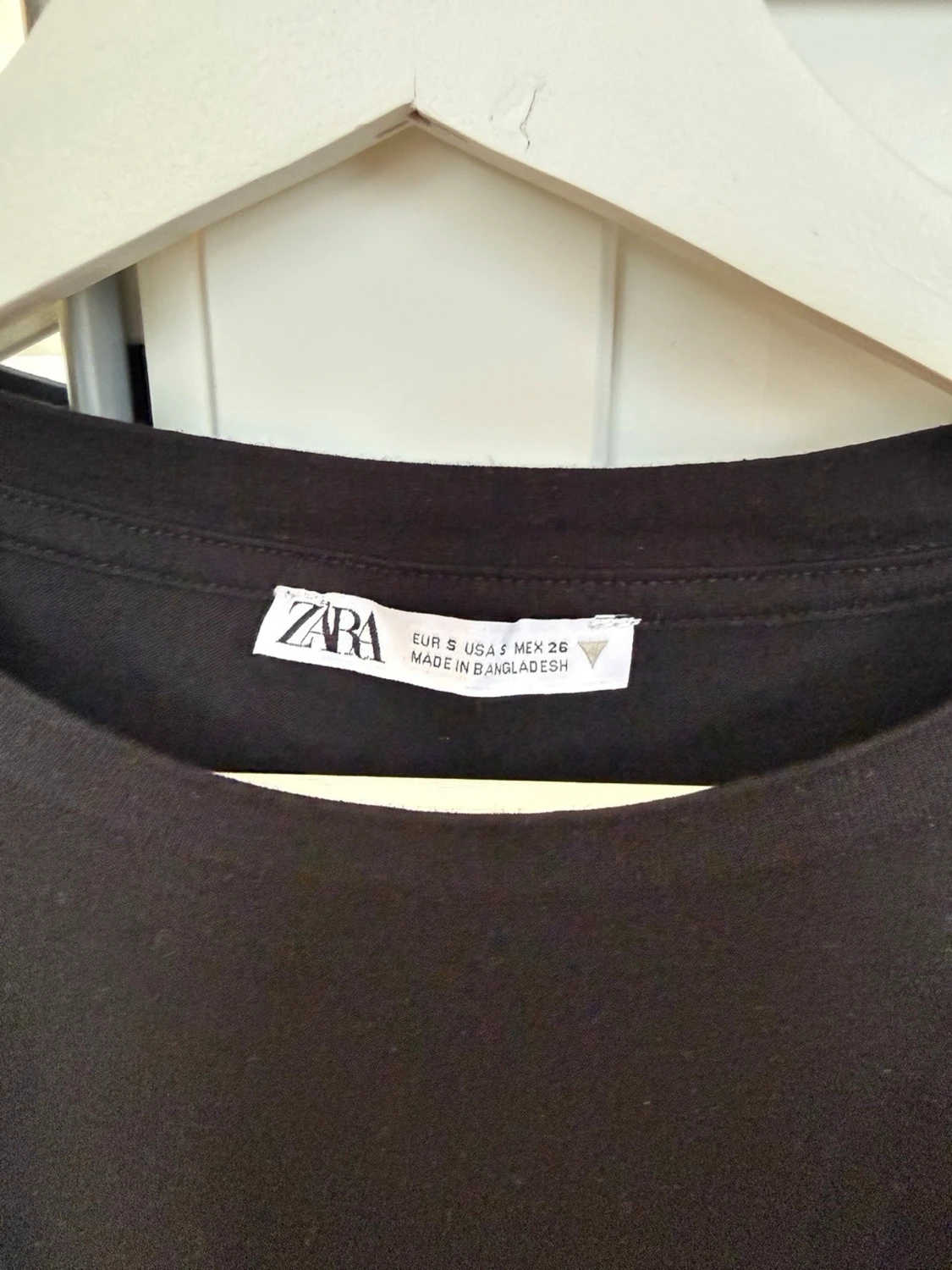 Svart volangtopp  - 2