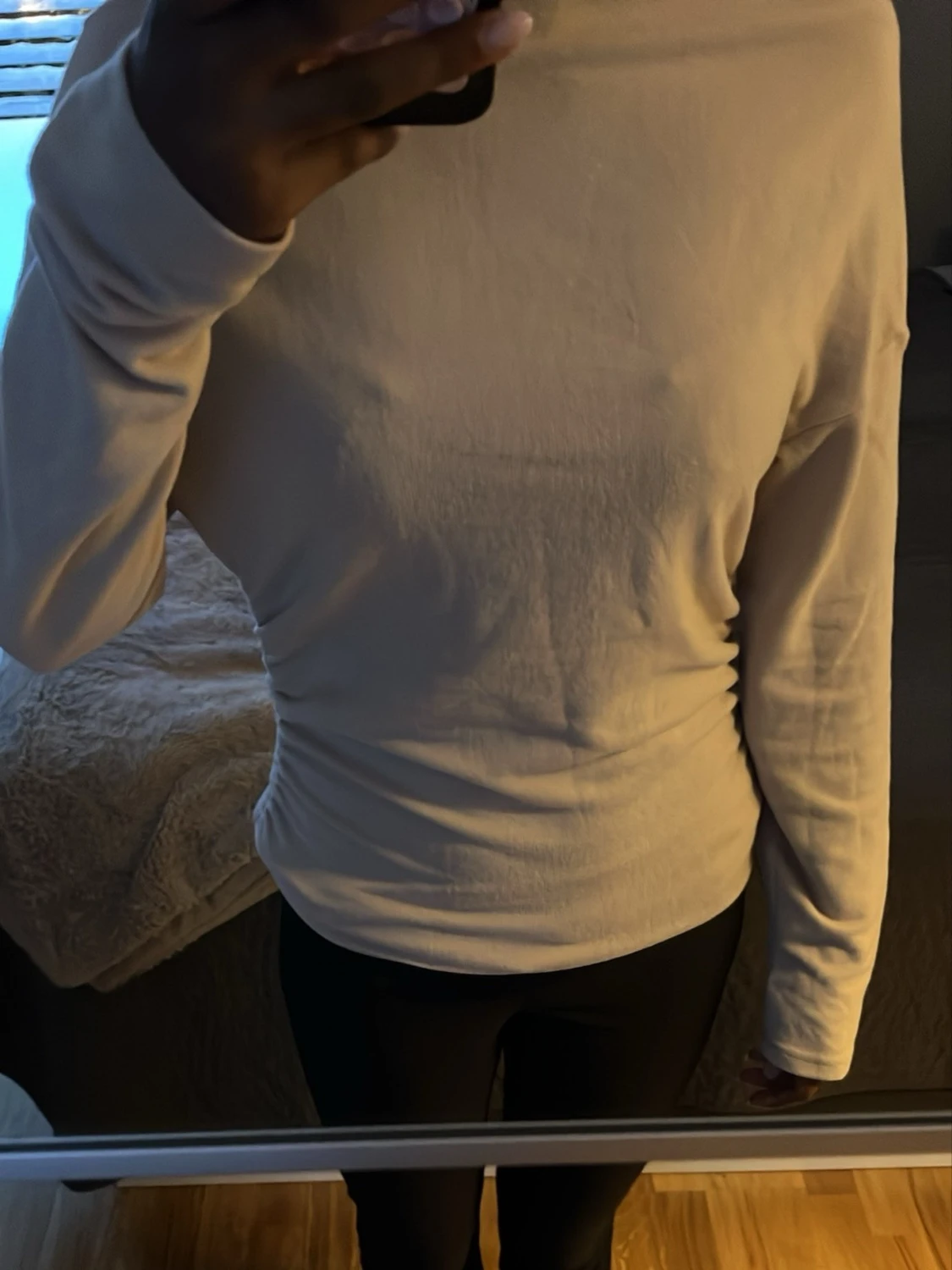 Beige långärmad topp med rynk - 2