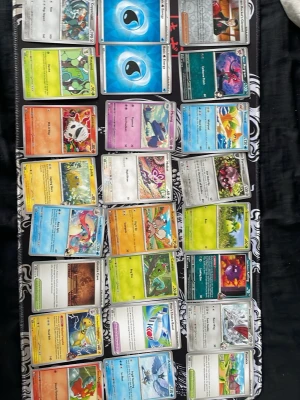 Pokémon kort  - Säljer dessa korten för en krona styck ny öppnade, kommer utan sleeve