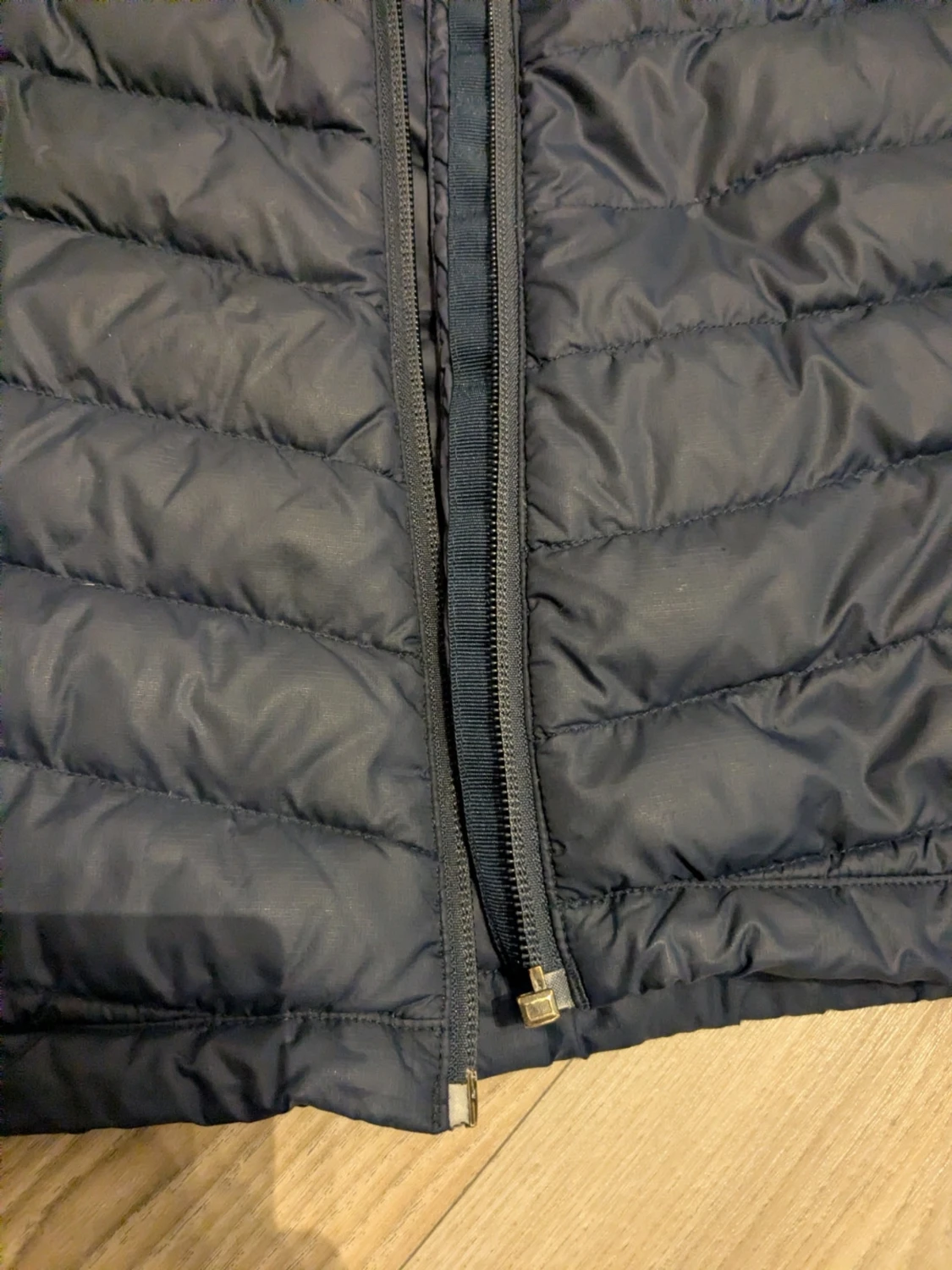 Mörkblå Peak Performance dunjacka S - 3