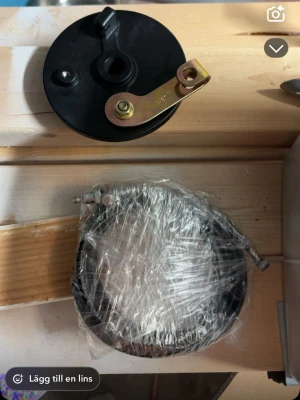 Minimotors elektrisk navmotor och styrenhet - Säljer helt nya och oanvända originaldelar till Dualtron Mini 1450W.  Det som säljs: 	 Original navmotor 1450W (helt ny) 	Motorcontroller (helt ny, aldrig inkopplad) 	Bromstrumma / bromsdel (ny) 	 Kablar och tillbehör som syns på bilderna  Allt är i nyskick, aldrig monterat eller kört.  Prisförslag (kan justeras): 	•	Motor: 3 700kr 	•	Controller: 1 300kr 	•	Bromsdelar: 500kr 	går att sälja separat oxå 