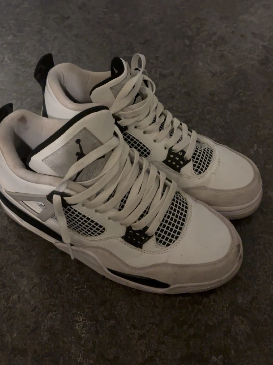 Nike Air Jordan 4 vit/svart