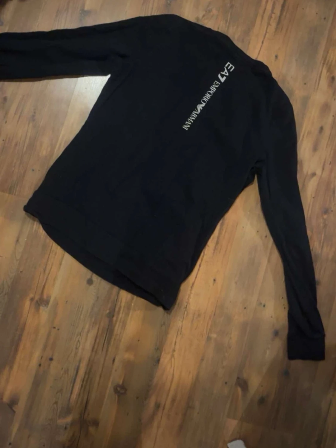 Svart långärmad EA7 tröja - 1
