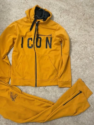 Helt ny icon dress! - Helt ny icon dress!