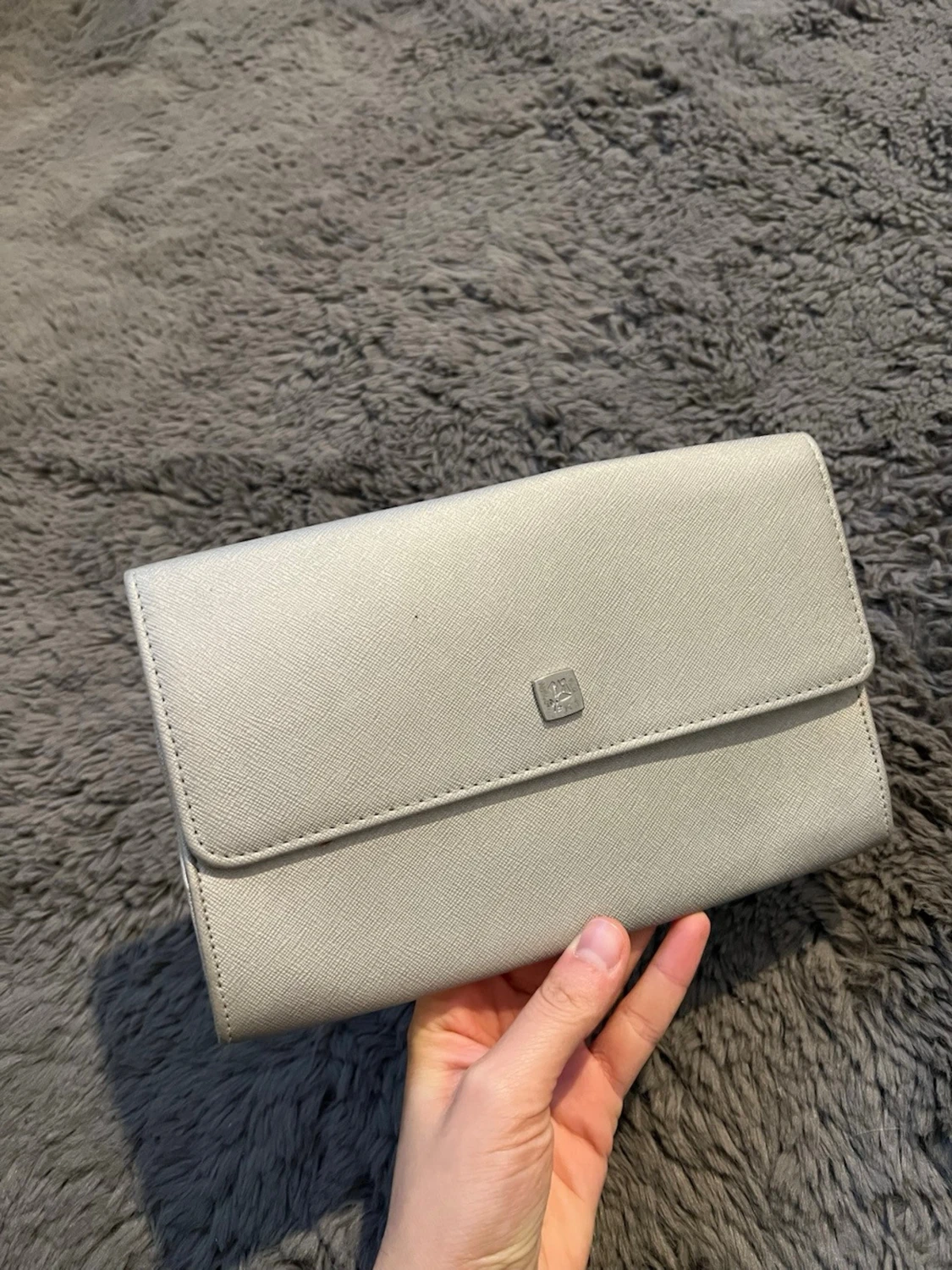 Grön långärmad byxdress med v-ringning - 1