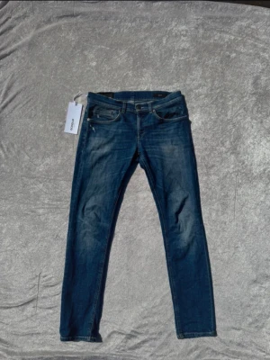 Dondup George Jeans - Modell George, storlek 31, väldigt bra skick