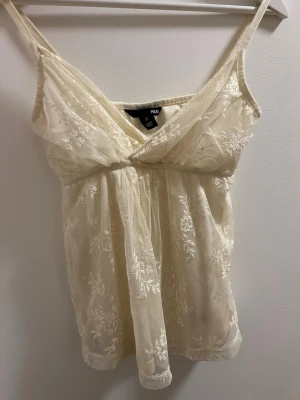 Spets topp - Spets topp🦢