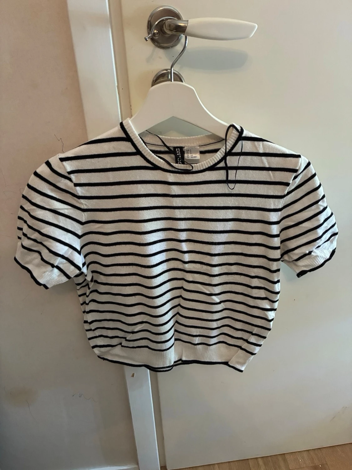 Randig vit och svart topp från HM