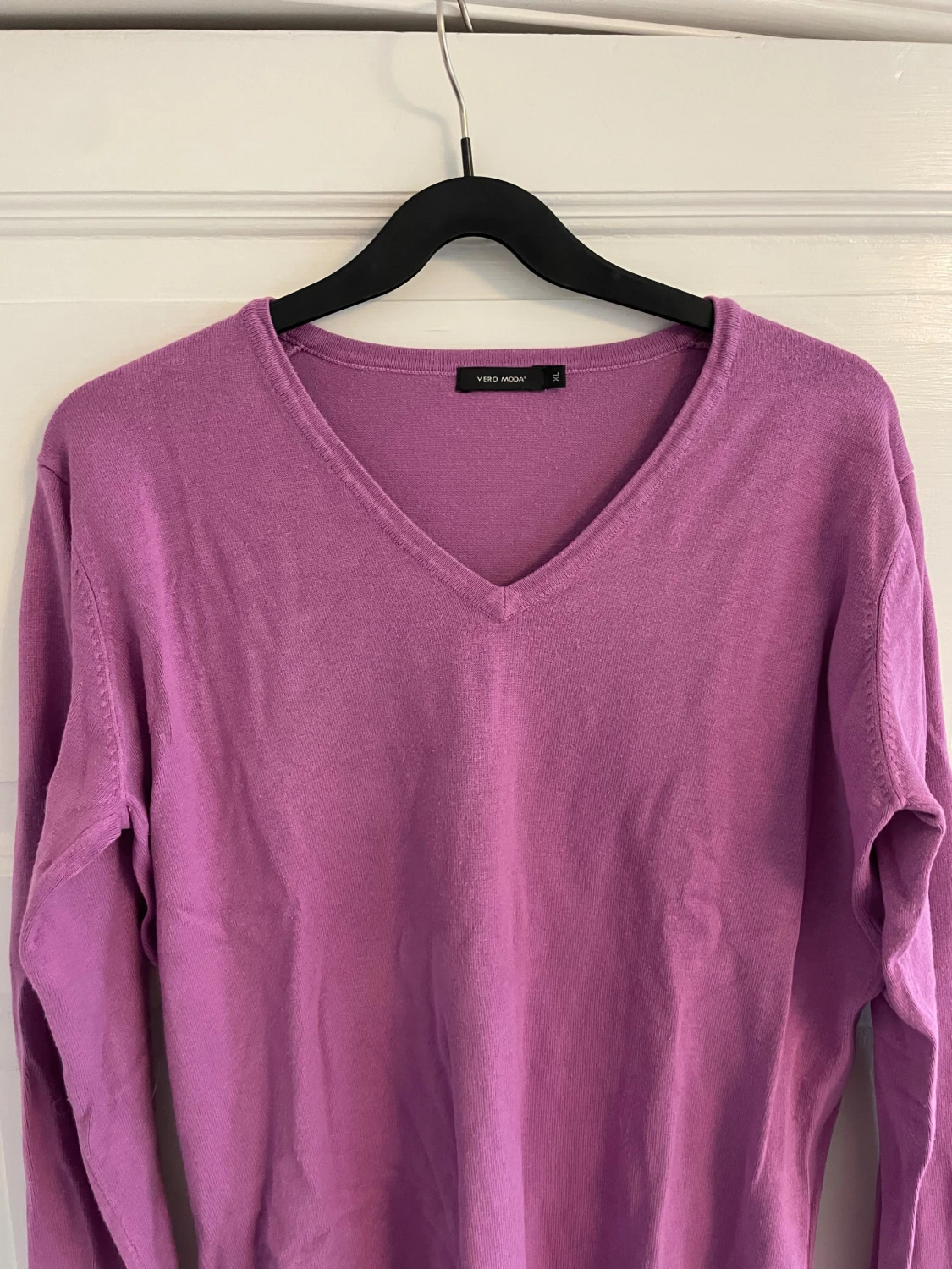Lila tröja