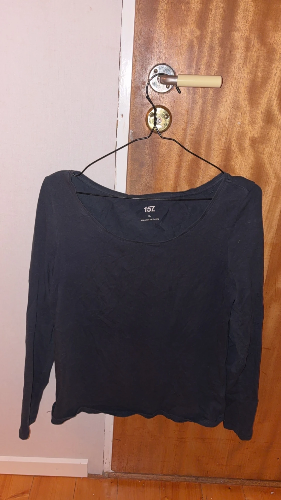 Svart och blå långärmad topp från 157 - 1