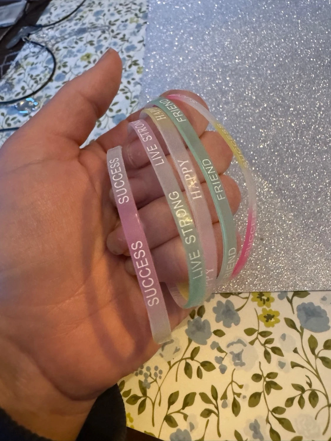 5st Armband (lyser i mörkret) - 2