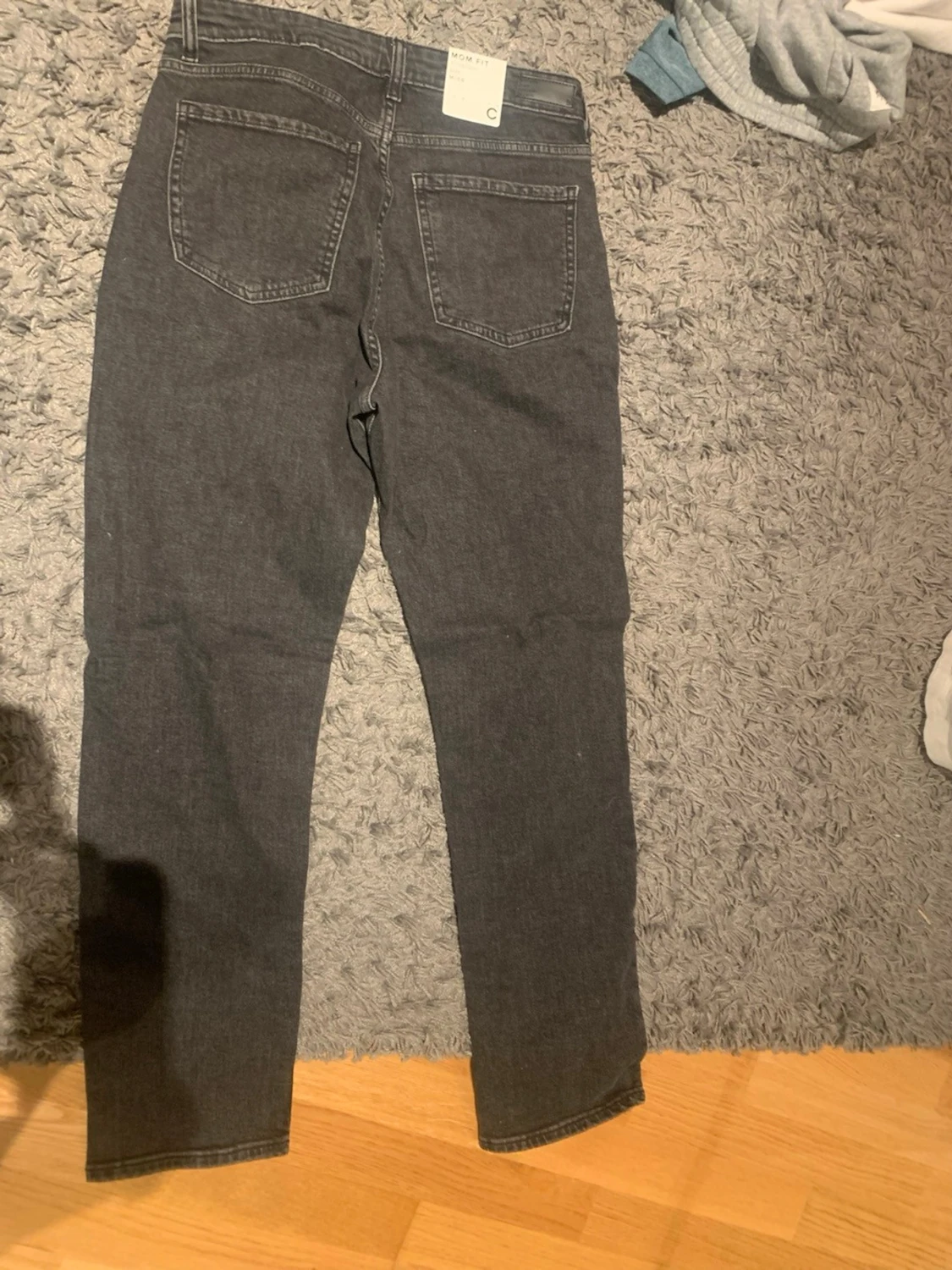 Mörkgrå  jeans med hög midja - 1