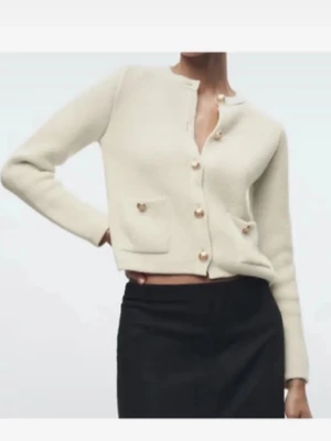 Krämvit kofta från Zara - Kofta från Zara 🤍