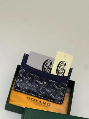 H&M - Helt ny aldrig använt snabb leverans genom 24h