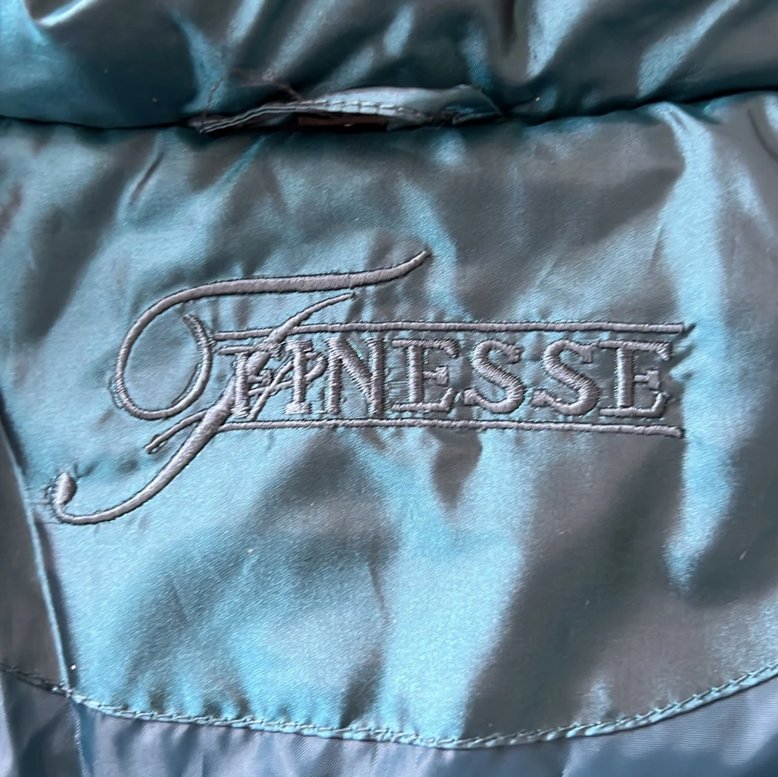 Blå/mörkt grön lång dunjacka med huva - 4