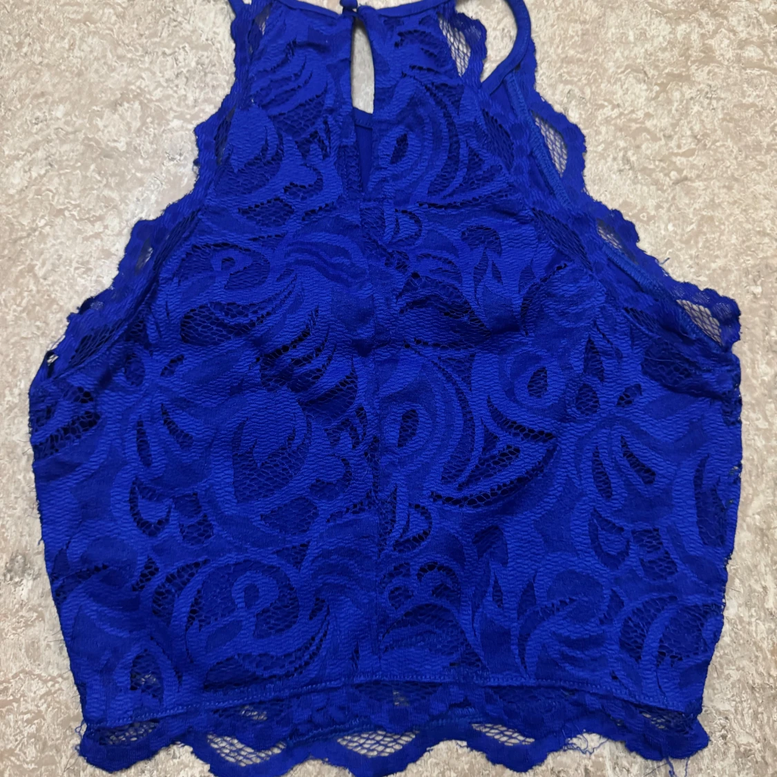 Kornblå spetsig croppad linnetopp - 1