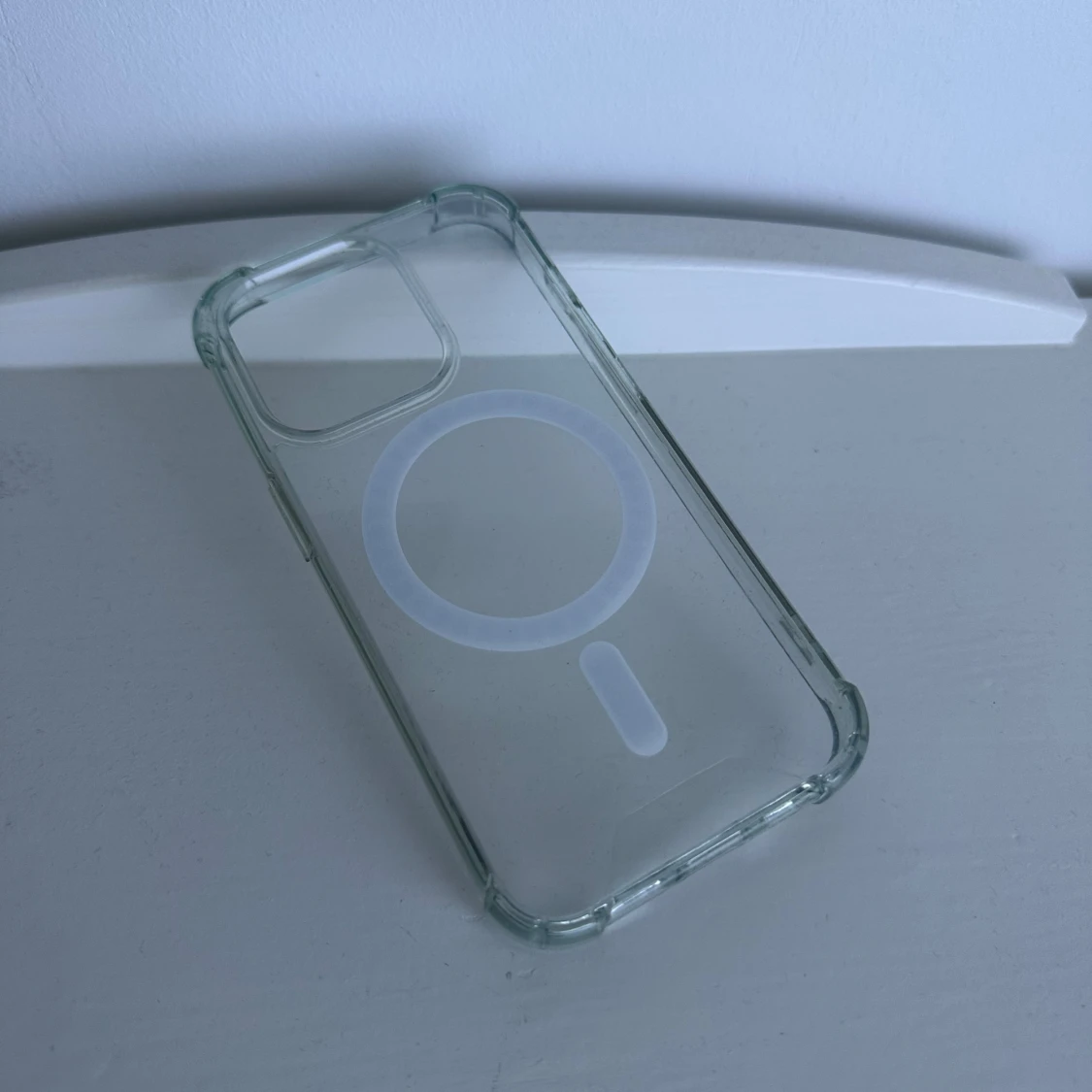 iPhone 14 Pro MagSafe case - 1