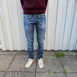Dondup George jeans  - Dondup jeans - Modell: George - Storlek: W30 - skick: 9/10 - Nypris runt 3000kr 