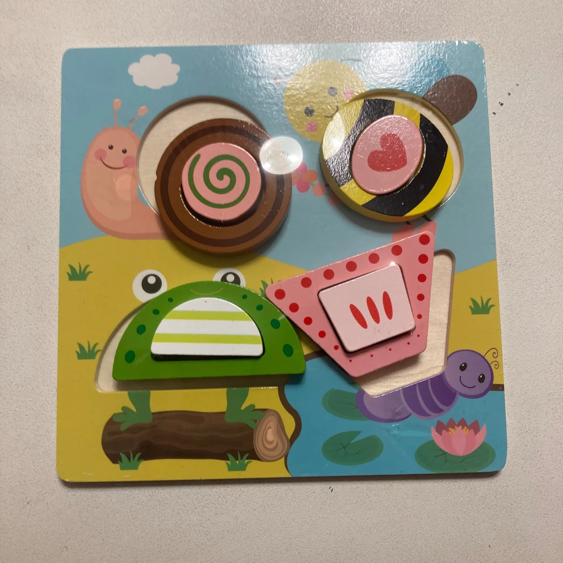 Träpussel i original förpackning 55 kr  - 1