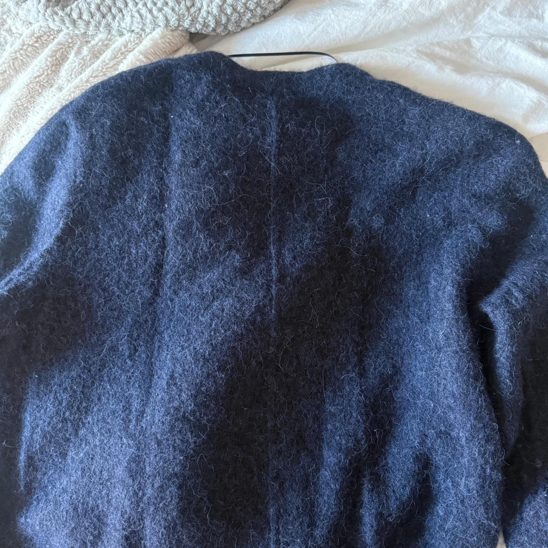 Mörkblå stickad oversized tröja - 2