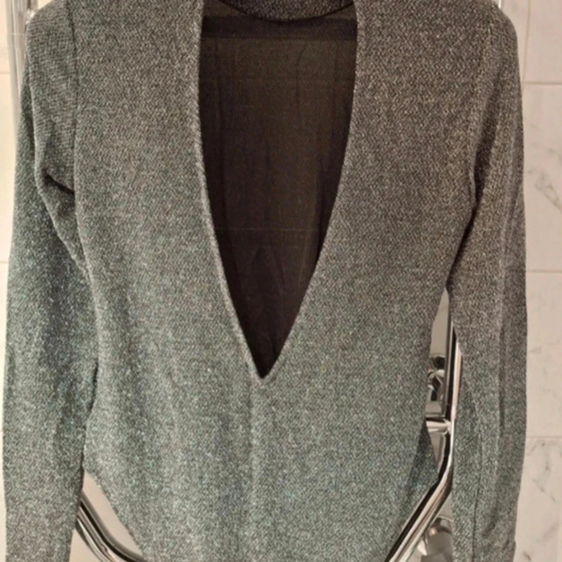 Glittrig silver body med öppen rygg - 1