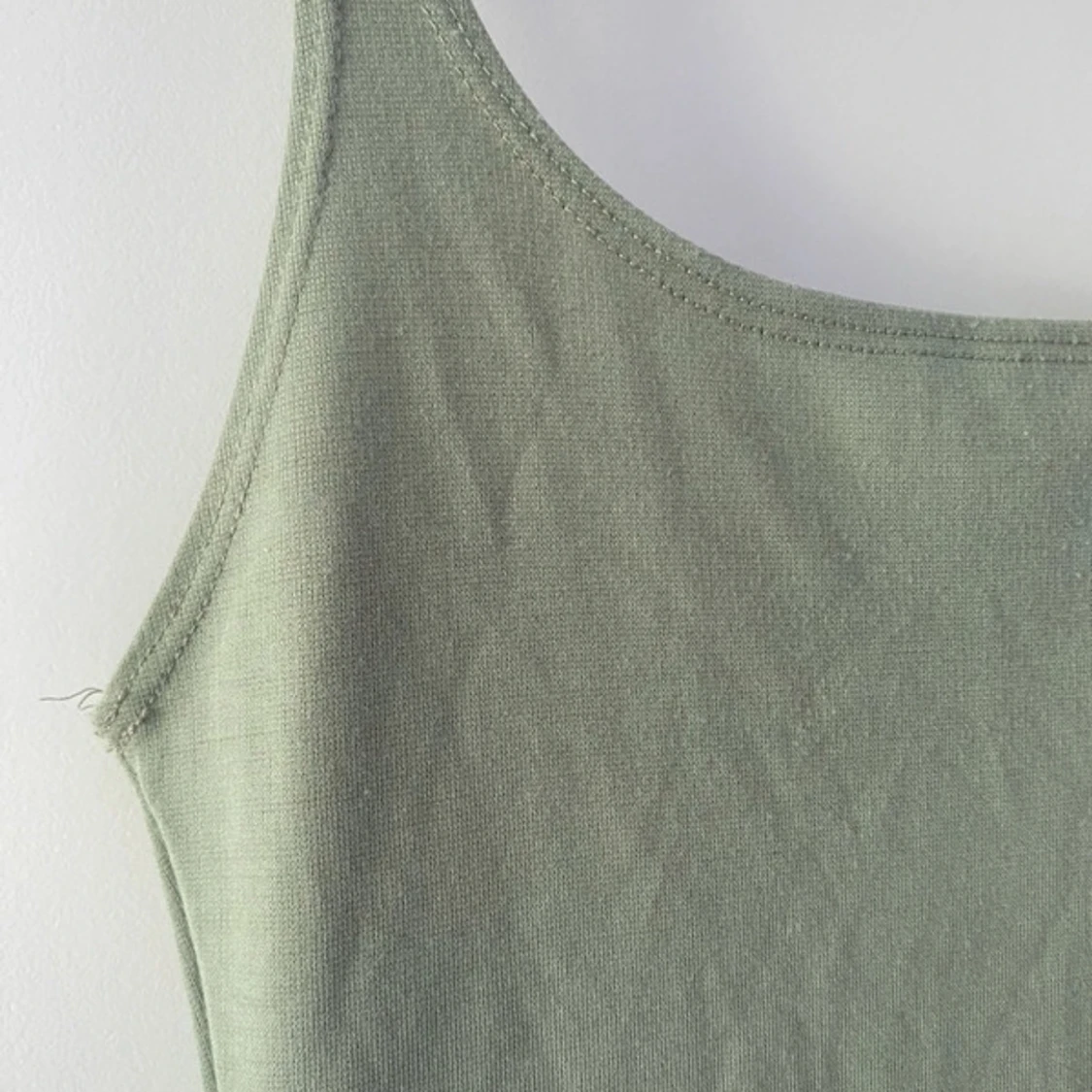 Ljusgrön tight klänning från Zara - 1