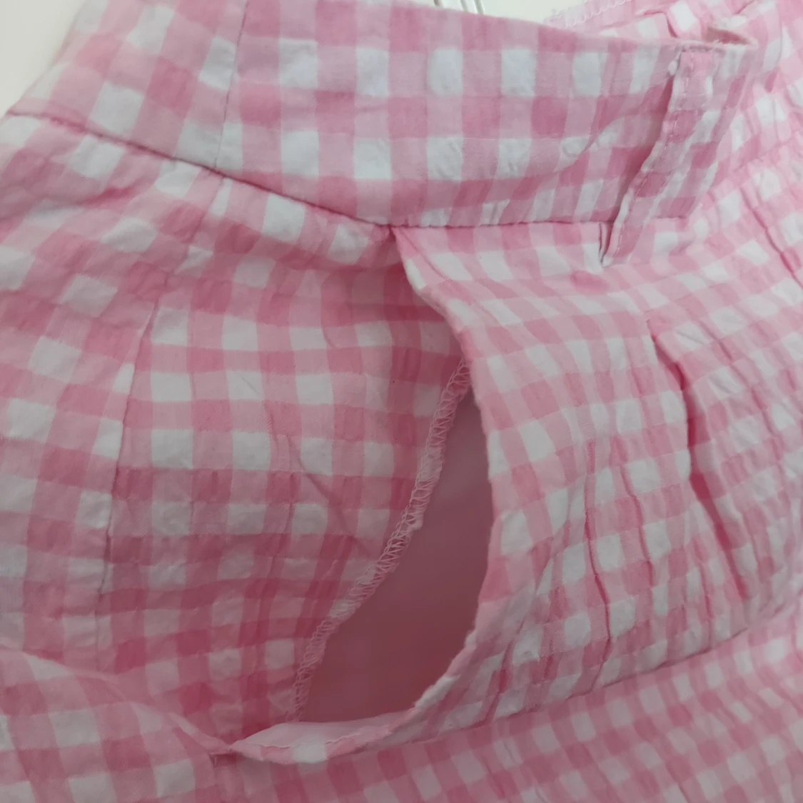 Rosa och vita rutiga shorts - 1