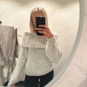 Stickad tröja  - Stickad tröja