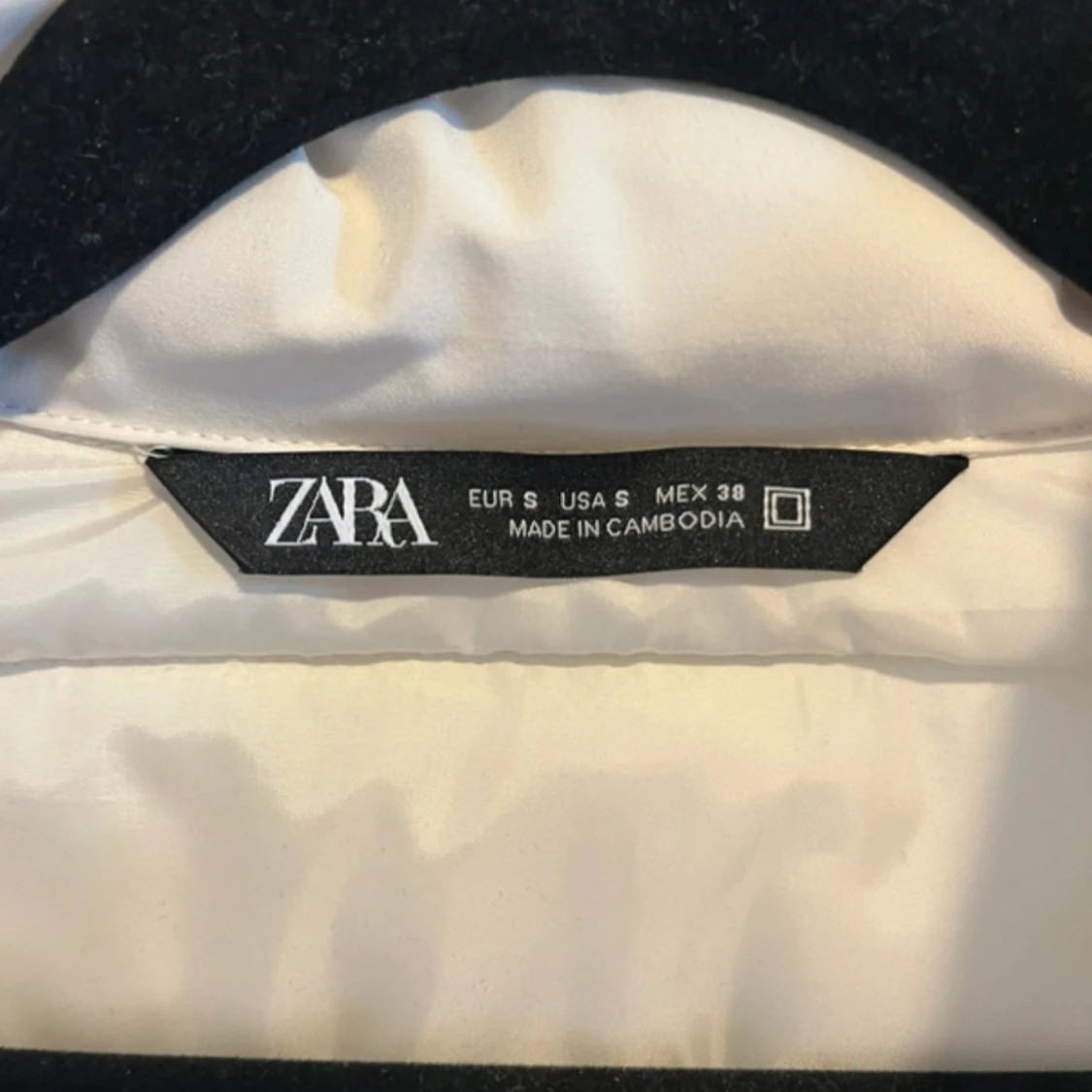 Vit pufferjacka från Zara, storlek S - 2