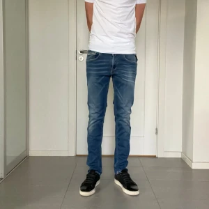 Replay Grover Jeans  - Säljer nu dessa Replay Grover jeans, W30 o L32, skriv för fler bilder/frågor🙌🏼