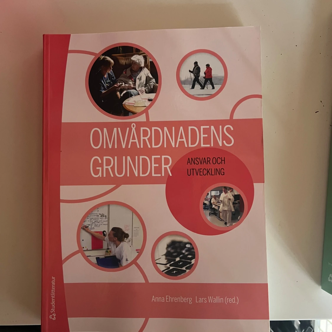 Omvårdnadens grunder (3 böcker, 3:de upplagan) - 1
