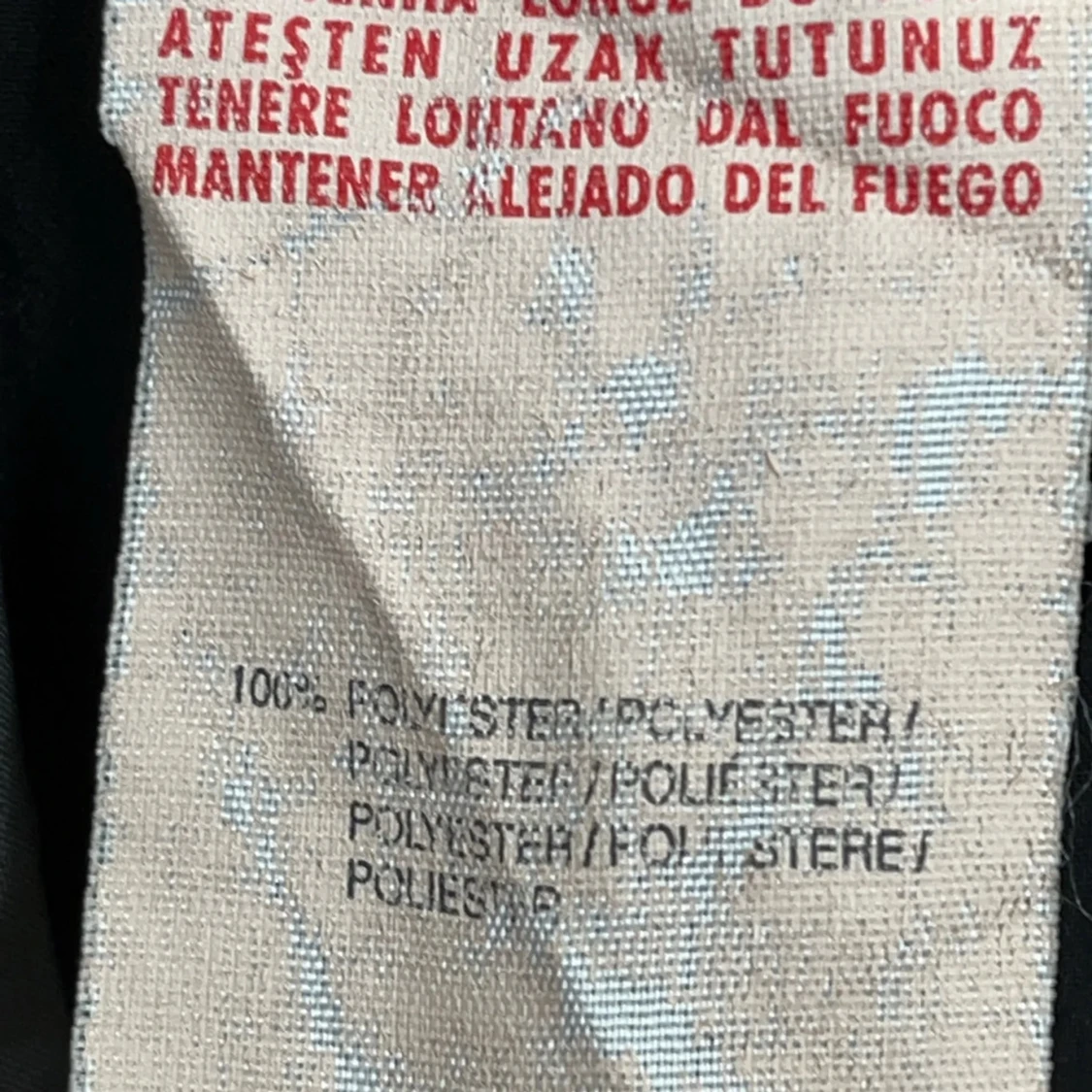 Svart vindjacka från Puma i storlek L - 3