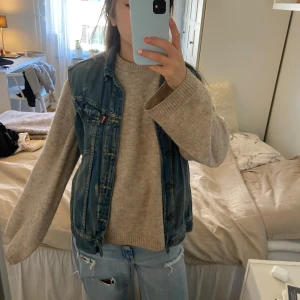 Jeansväst - Snygg jeansväst från Levis 