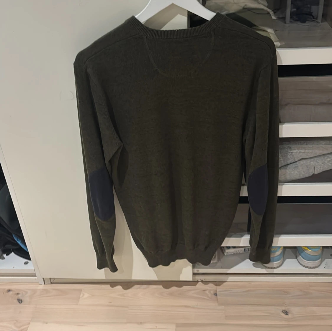 Två styckade tröjor från John Henric  - 4