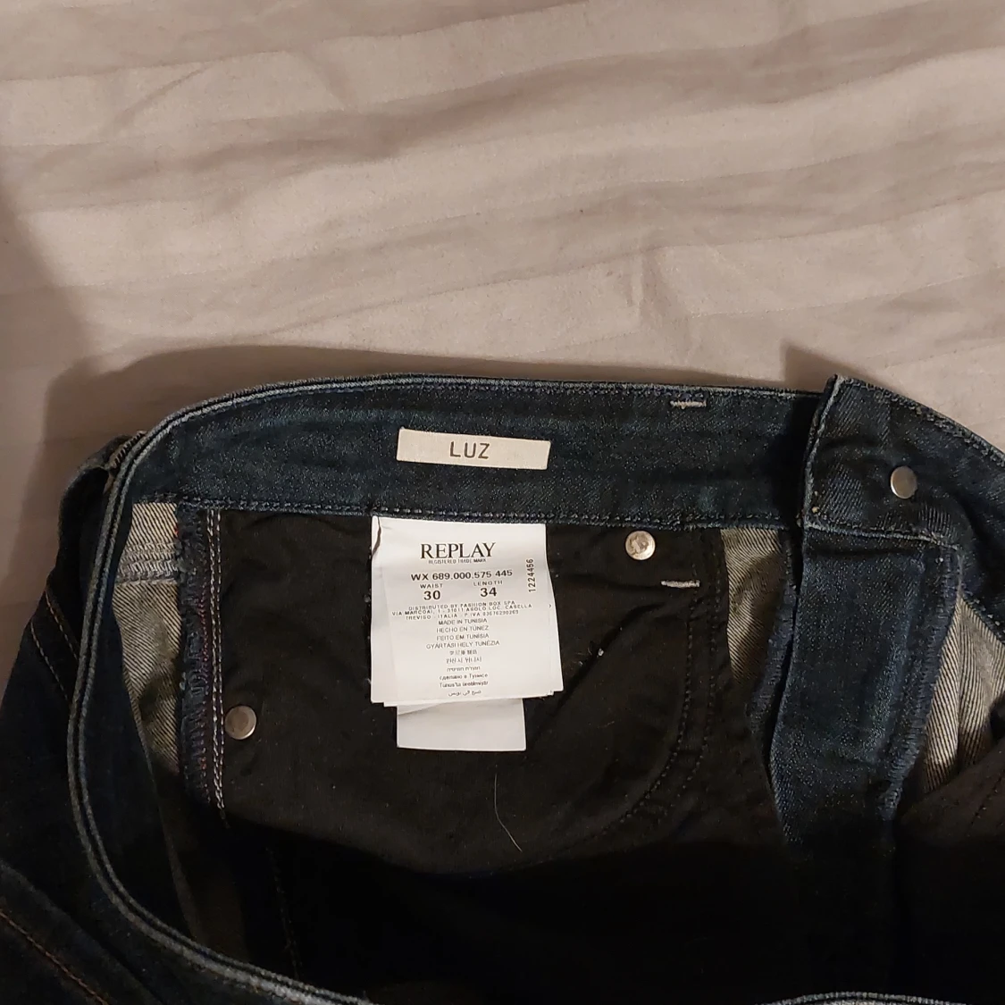 Blå Replay jeans med gul söm - 4