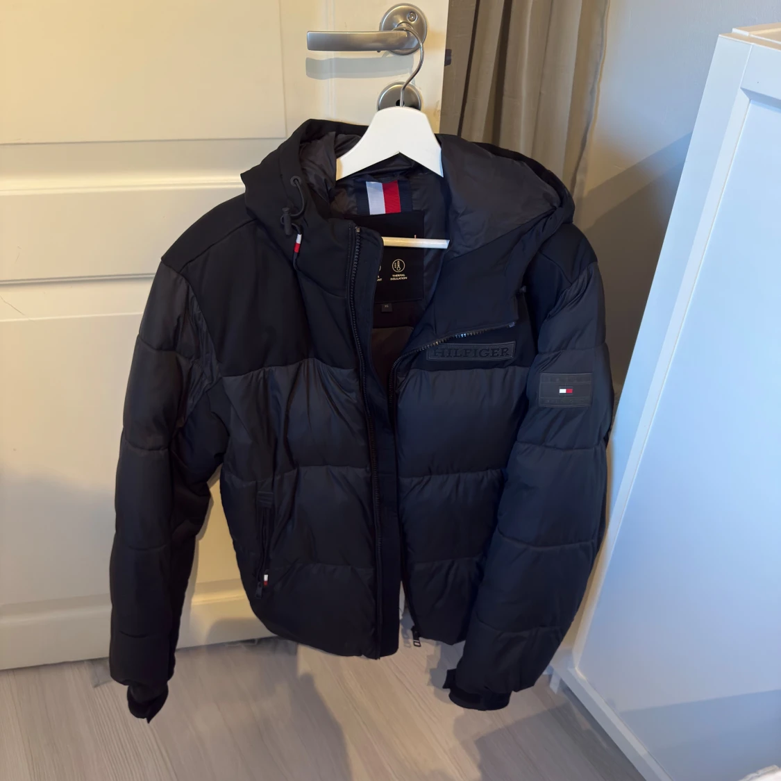 Tommy Hilfiger vinterjacka xs/s