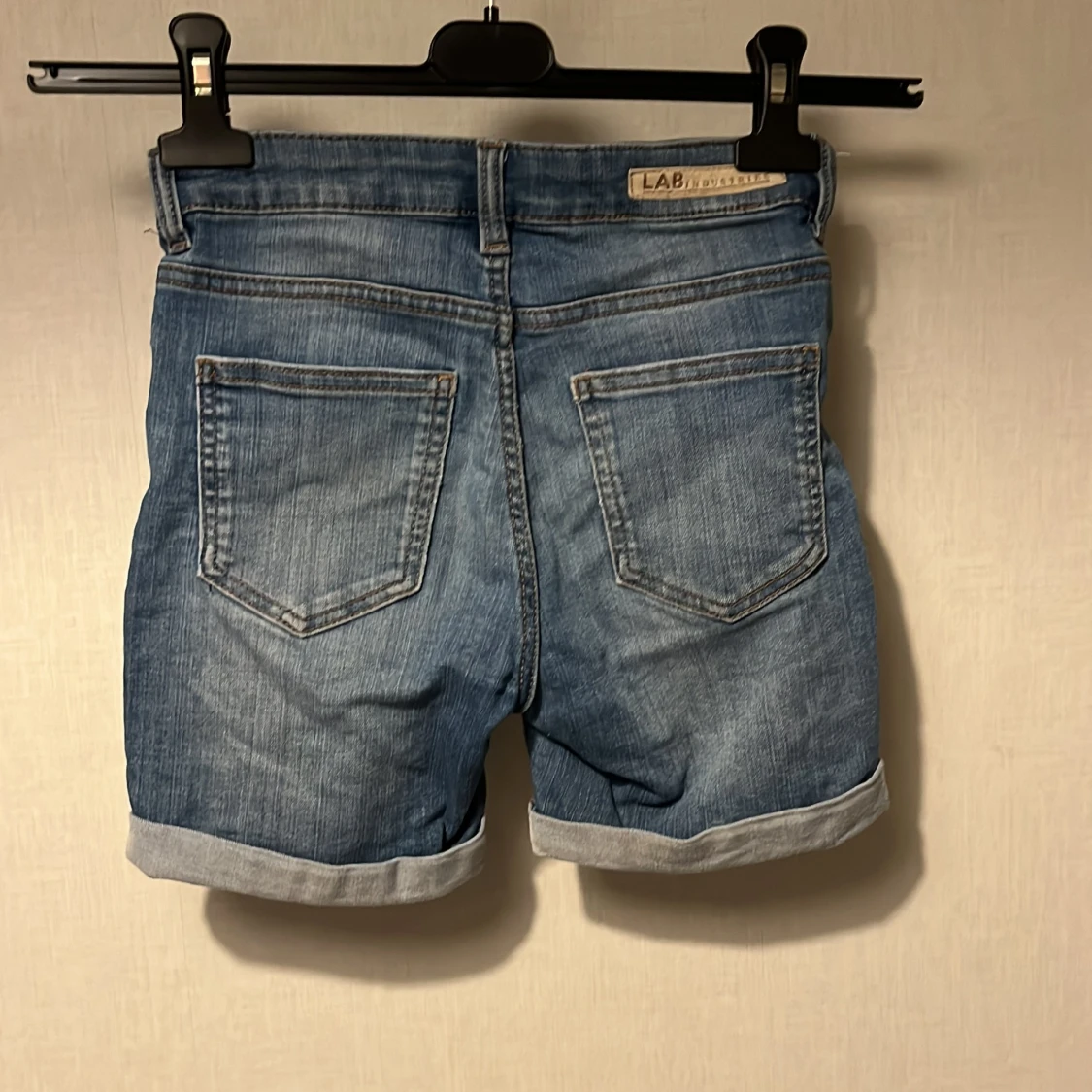 Blå jeansshorts från LAB Industries - 1