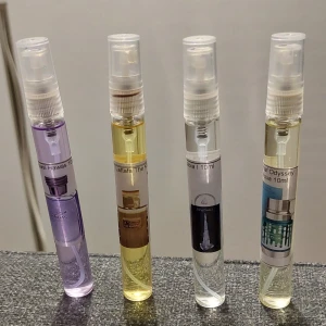 Parfympaket - Lattafa, Rasasi Hawas, Armaf - 4 × 10ML. Lattafa Pride Art Of Arabia 1, Lattafa The Kingdom, Rasasi Hawas och Armaf Odyssey Aqua