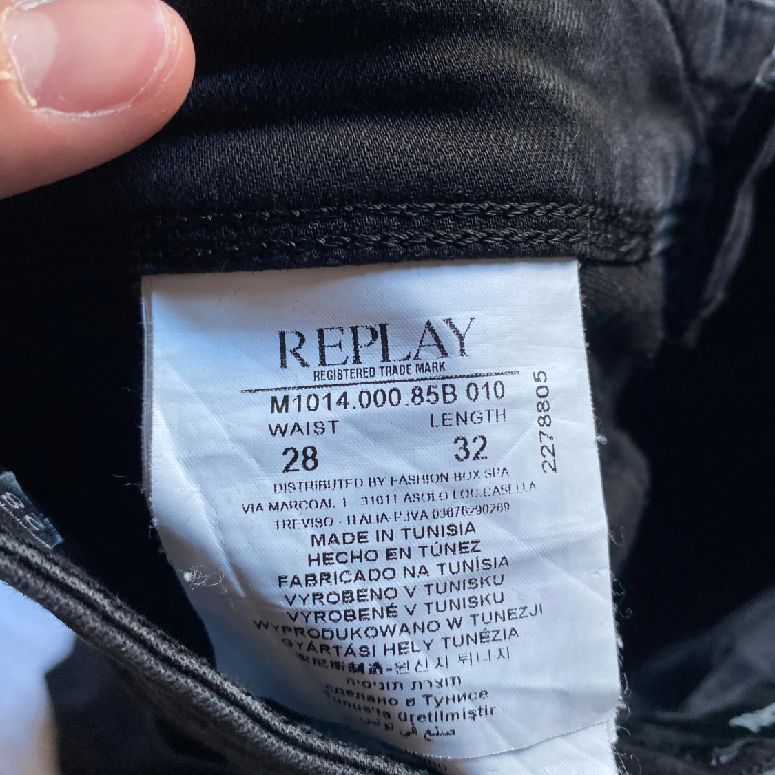 Svarta Replay jeans, midja 28/32 - 3