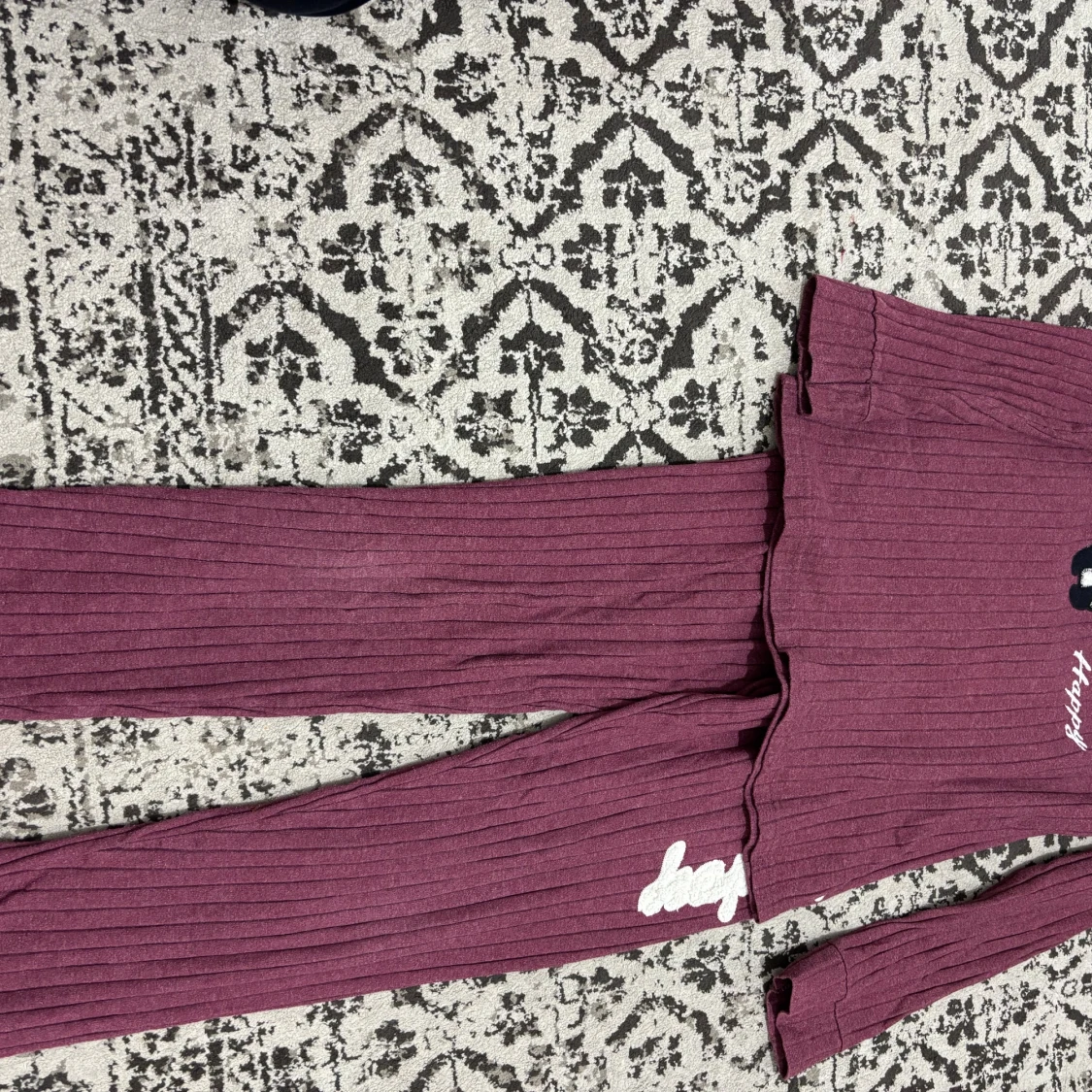 Mörklila ribbad långärmad tröja med pandor - 2